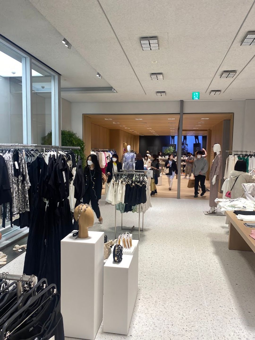 zara ginza store