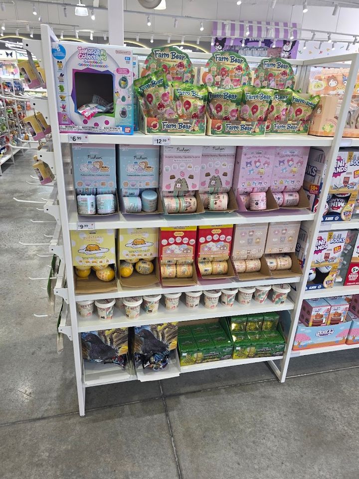 MINISO - 6180 Glenway Ave A, Cincinnati | Corner