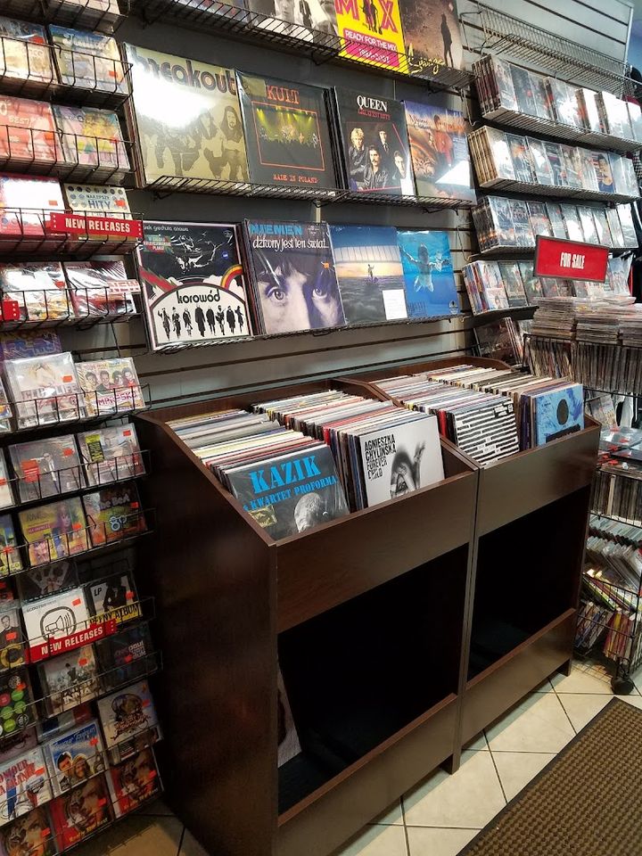 Music Planet GAMES AND RECORDS - 649 Manhattan Avenue, Brooklyn