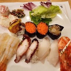 Dining One - 1 KR 서울특별시 마포구 매봉산로 80 PARK M 지1층 10호
