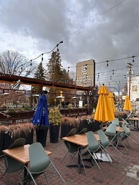 Malone's Taphouse - 608 W Pender St, Vancouver | Corner