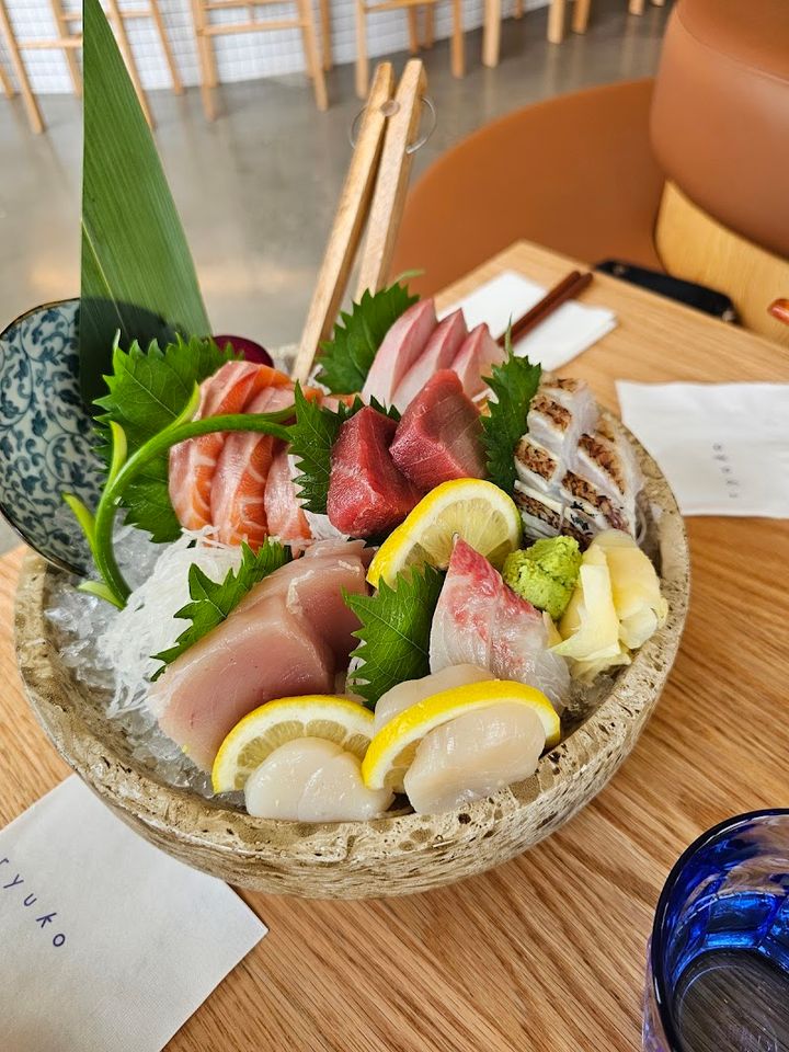 B賞SPOON & FORK TOBI & RYUKO Ryuko Beltline - Japanese Kitchen + Bar - 1004 14 St SW, Calgary