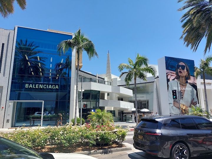 Rodeo Drive Beverly Hills - 248 Via Rodeo Dr, Beverly Hills | Corner