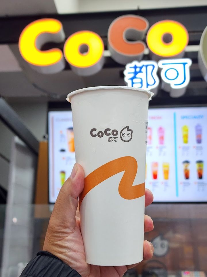 CoCo Fresh Tea & Juice - 372 Yonge St, Toronto | Corner