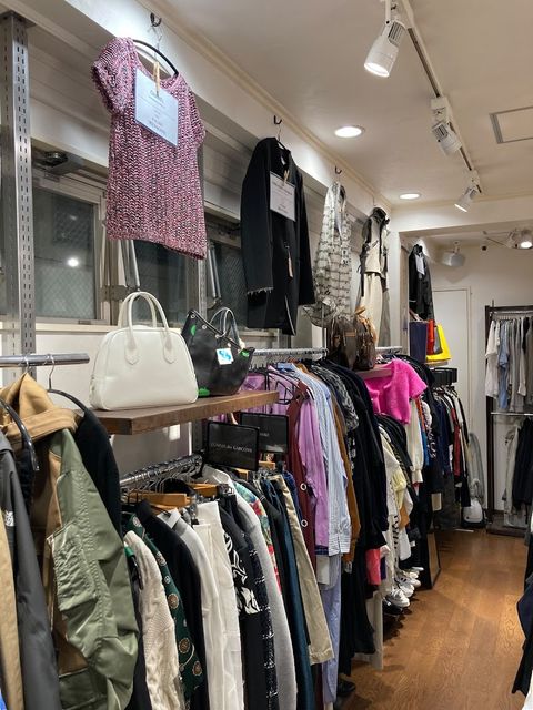上野出品 BRAND COLLECT HARAJUKU TAKESHITA STREET - Marron Bldg., 2F 竹下