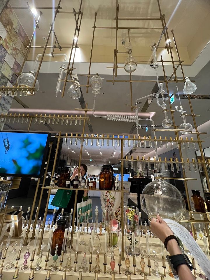 The PERFUME OIL FACTORY 銀座本店 - 東急プラザ銀座 3F, 5-chōme-2