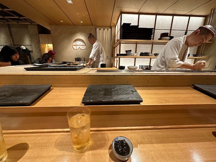 Manten Sushi Hibiya Okuroji - Chiyoda City, Uchisaiwaichō, 1-chōme