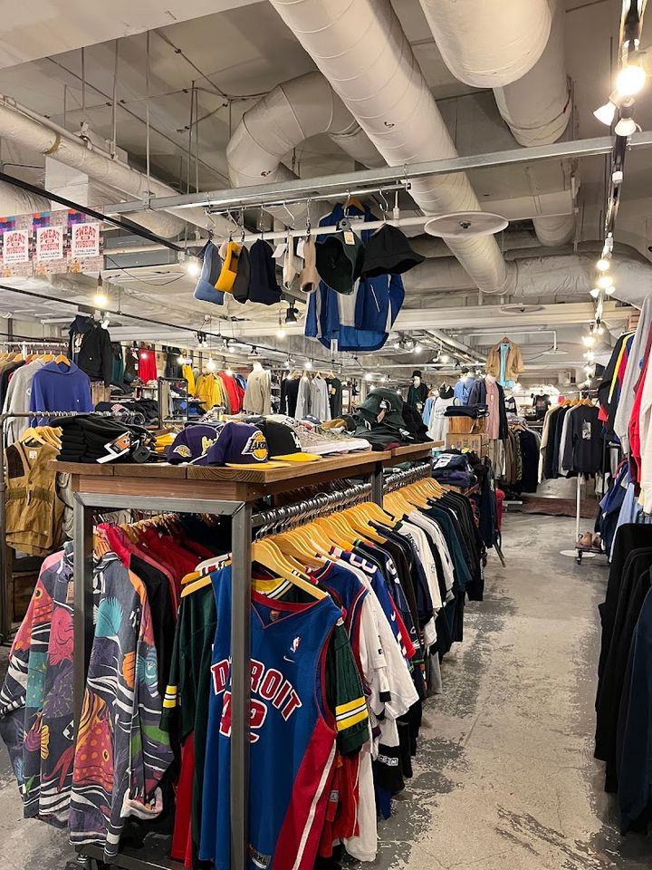 JAM Amerika-mura - Osaka, Chuo Ward, Nishishinsaibashi, 2-chōme−9