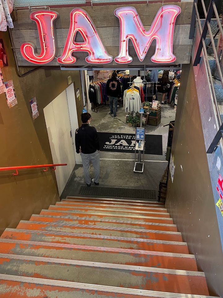 JAM Amerika-mura - Osaka, Chuo Ward, Nishishinsaibashi, 2-chōme−9