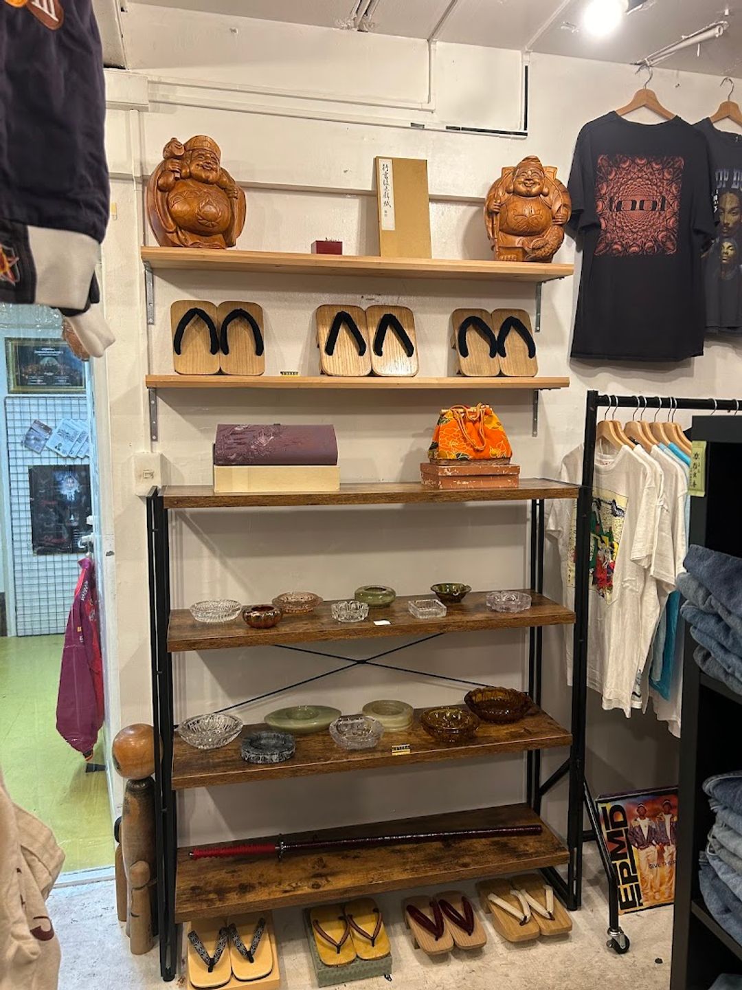 古着屋JohnsonMarket アメ村店 - Osaka, Chuo Ward, Nishishinsaibashi