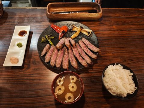 和牛処 はらぺこ亭 本店 - 黒澤ビル 2階, 3-chōme-23−4 Shinjuku