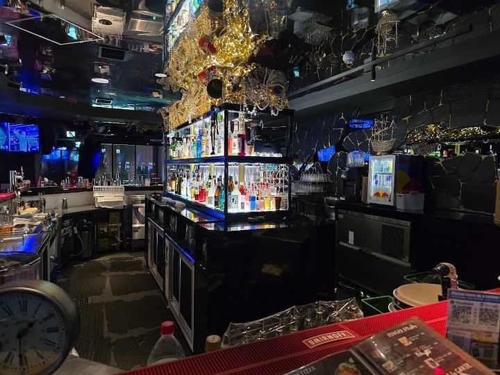 BeeRUSH MINAMI - Osaka, Chuo Ward, Sennichimae, 2-chōme−9−17