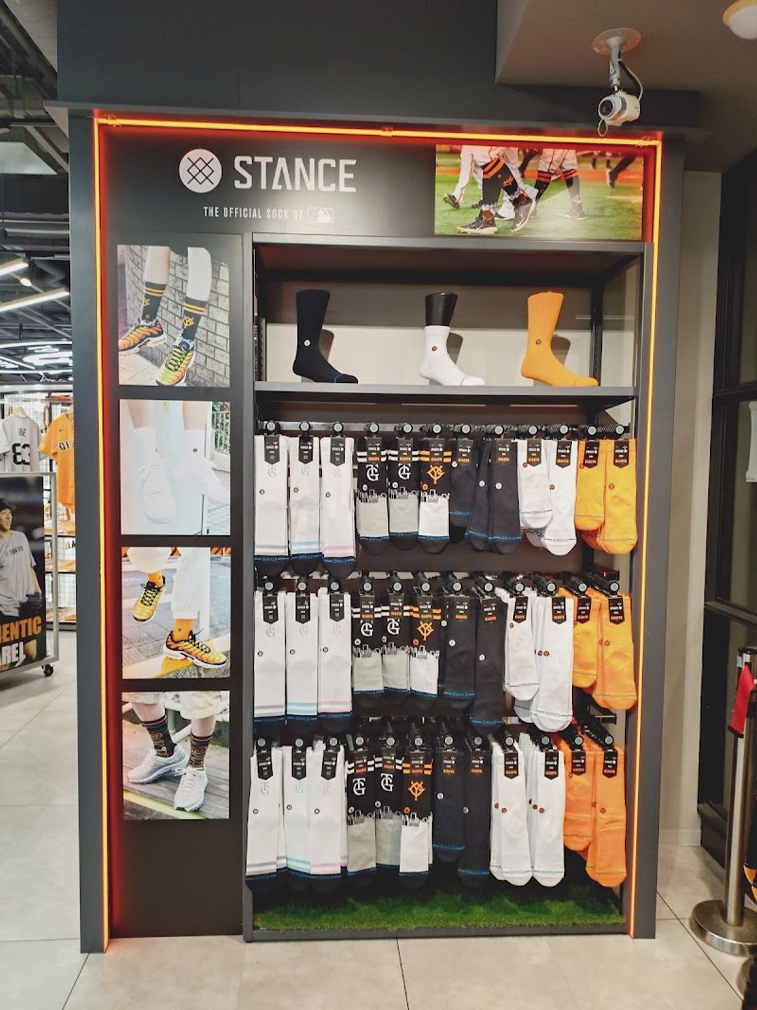 GIANTS OFFICIAL TEAM STORE - 1-chōme-3-61 Kōraku, Bunkyo City | Corner