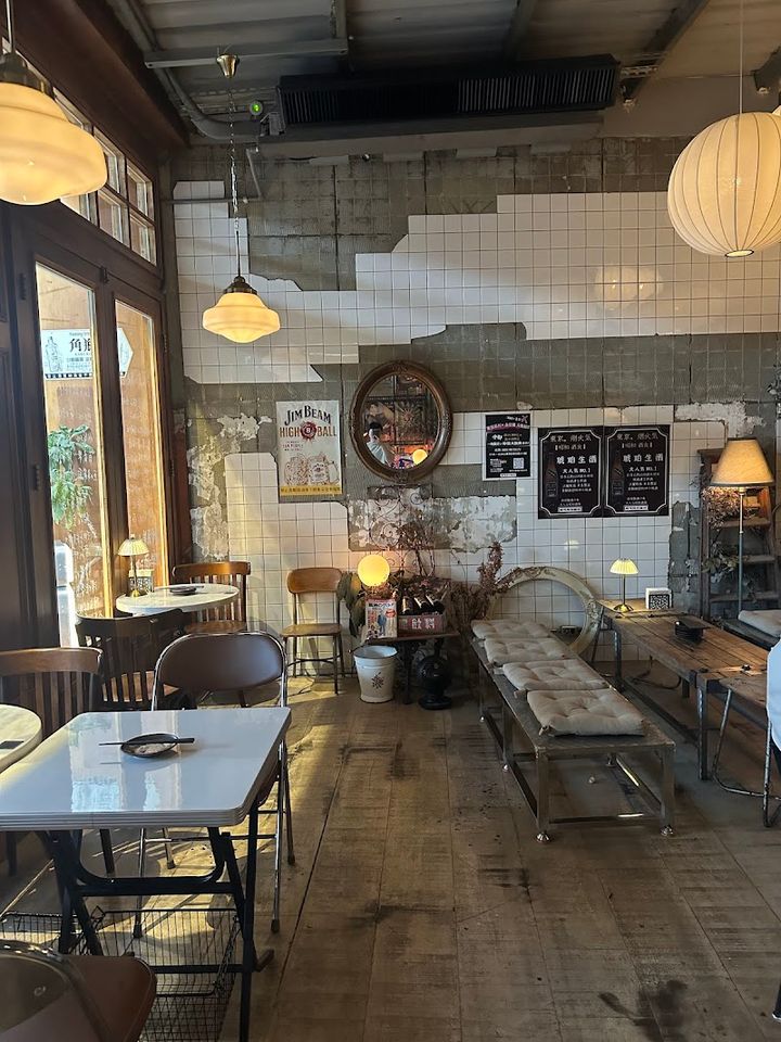 東京。烟火気（昭和 酒食） - Section 4, Civic Blvd, 74號一樓 | Corner