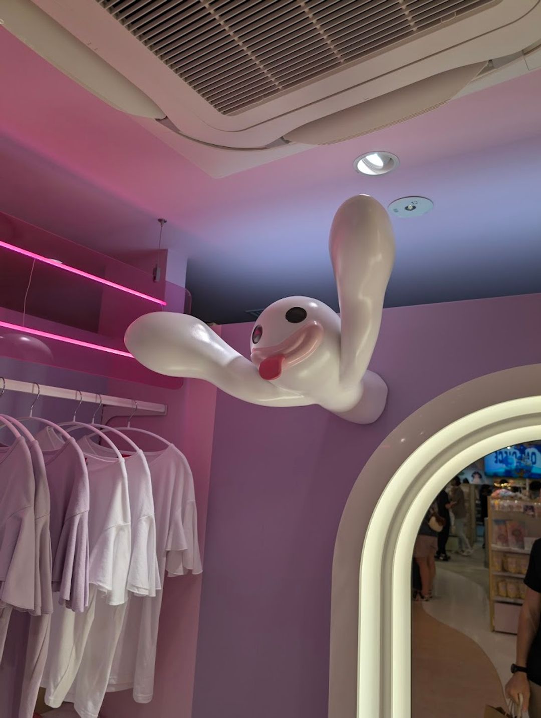 ONE PIECE MUGIWARA STORE HARAJUKU - Shibuya, Jingūmae, 6-chōme−31