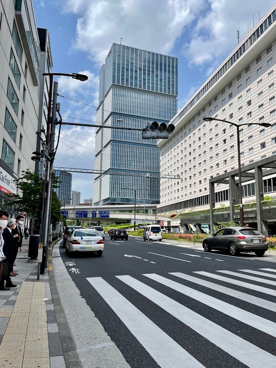 Akasaka-Mitsuke Station - 3-chōme-1-6 Akasaka, Minato City | Corner