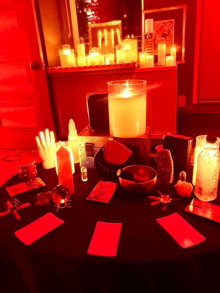 Psychic Reader YOKOオリジナルインセンス-太陽-×1芳香剤×3 Psychic Readings by Emma - 327 East 12th Street, New York | Corner