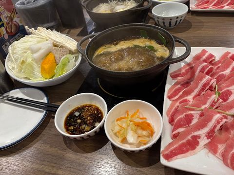 Haidilao Qingcheng - Qingcheng St, 1號3F | Corner