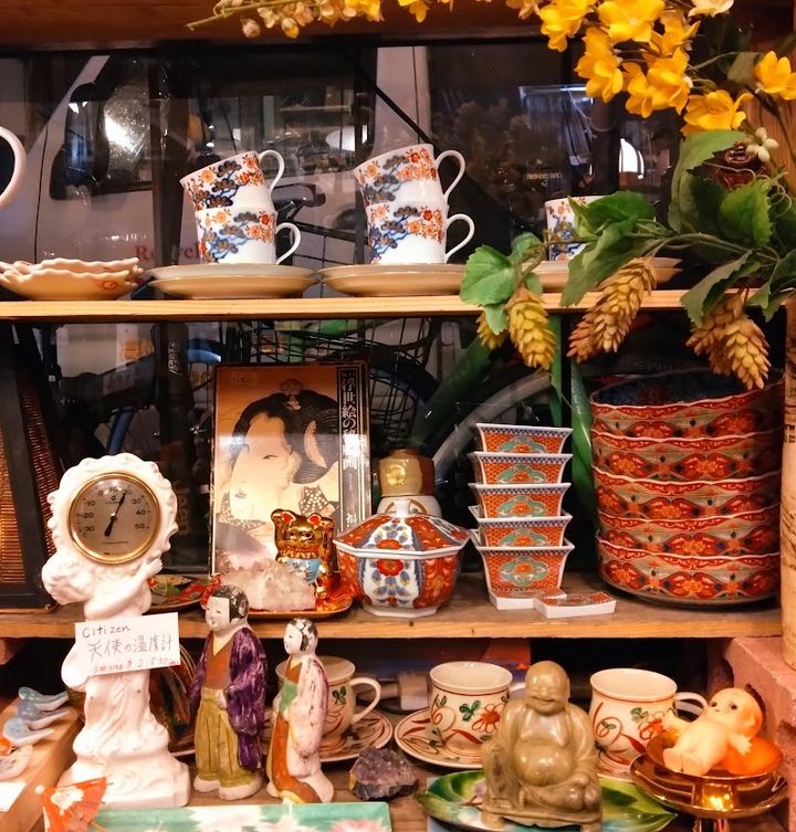 Recycle Gallery News Nakano - Nakano City, Arai, 5-chōme−4−12