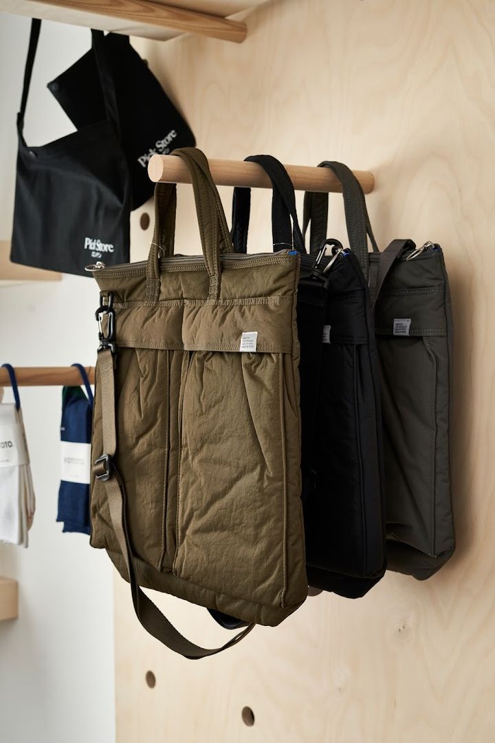 Pick Store London - 64 Charlotte Rd, London | Corner