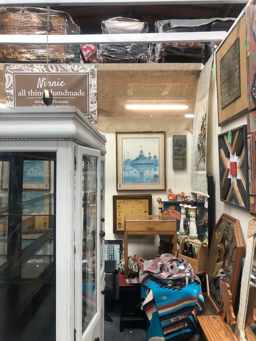 趣味 STREET San Diego's Largest Vintage and Antique Mall - 3602 Kurtz St, San