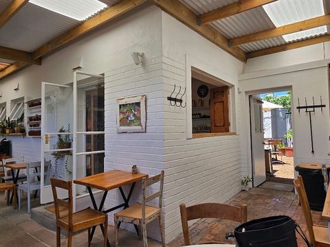 South Yeaster Bakery - 4 The Promenade, Hout Bay, Cape Town | Corner