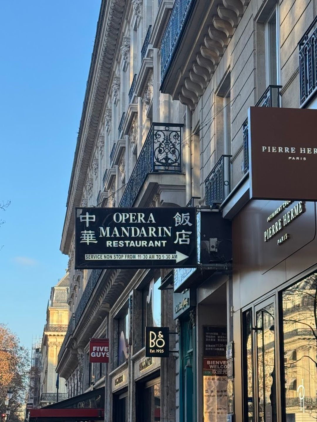 Opéra Mandarin - 23 Bd des Capucines, Paris | Corner