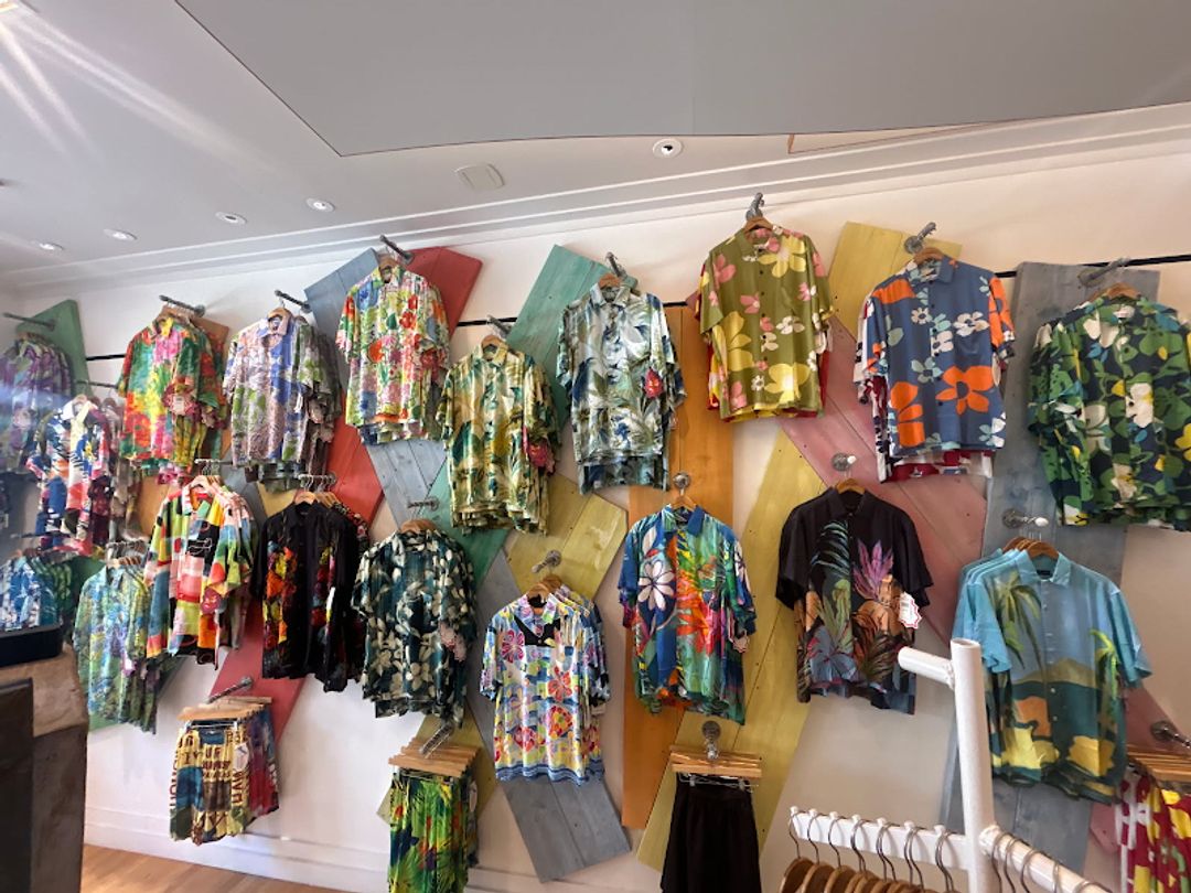 Jams World at International Market Place - 2330 Kalākaua Ave #114