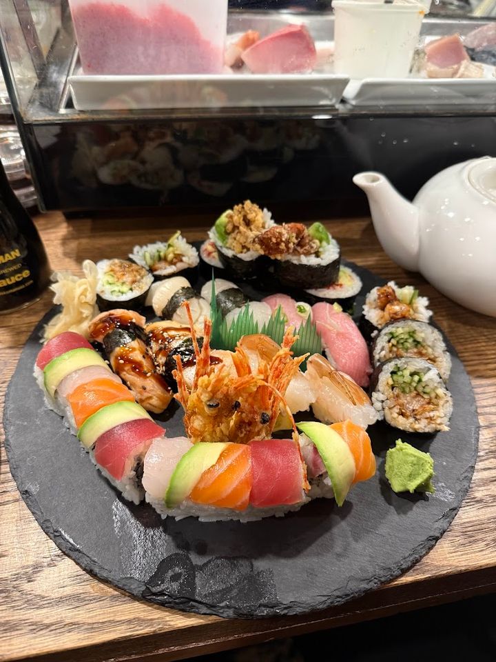 yasu ページ Sushi Yasu Brossard - 1200 Boul. de Rome, Brossard | Corner
