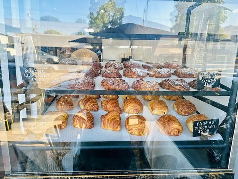 Tartine West Adams - 5335 West Adams Boulevard Unit 104, Los