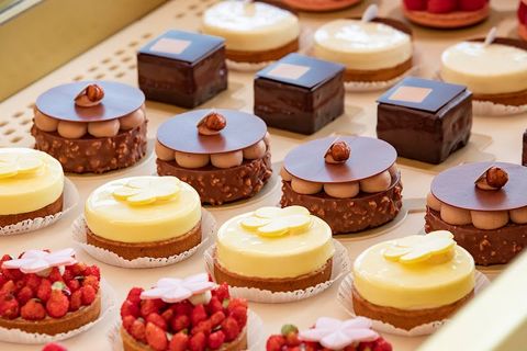 Pierre Hermé - 4 Rue de Bretagne, Paris | Corner