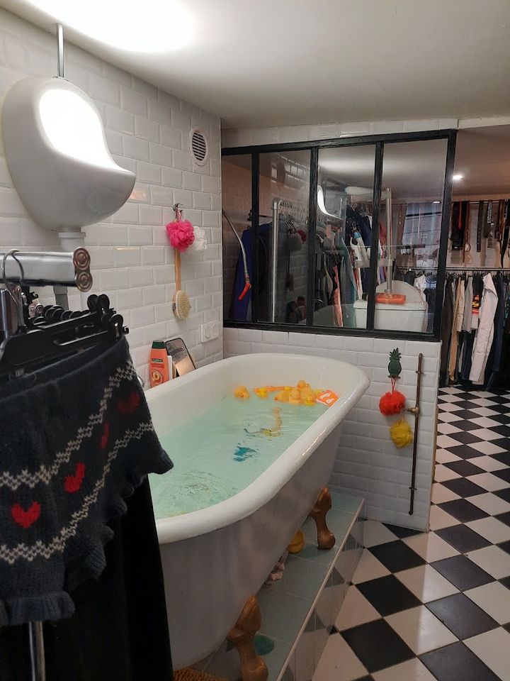 ZXSBN6DD3VZBGSY Bonne nouvelle - 5 Rue Notre Dame de Bonne