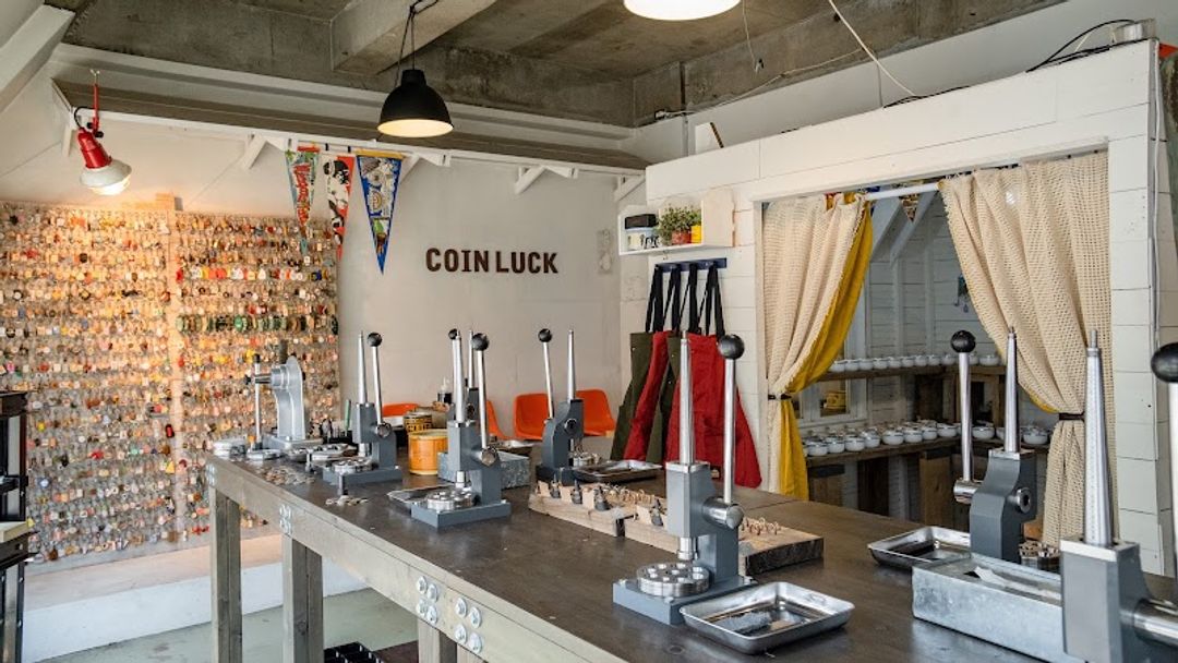 幸運到来（こううんとうらい） COIN LUCK 東京店 - Taito City, Higashiueno, 4-chōme−13−9