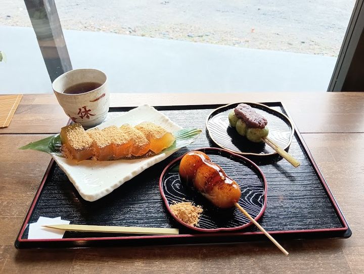 飲茶やむちゃ No.2、No.4、No.6 Ikkyu-An - Higashiyama Ward, Maruyamachō, 官有地 | Corner