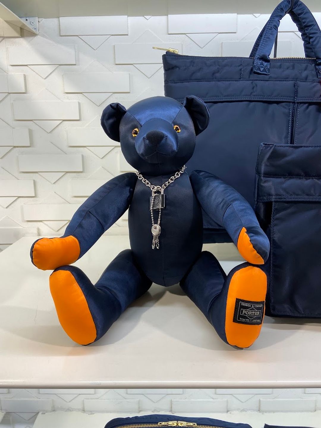 KURA CHIKA by PORTER Taipei Flagship Store - No. 3號, Alley 40