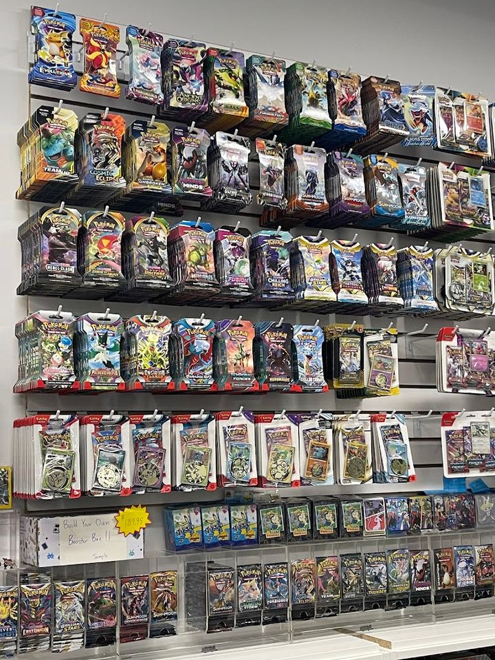 pokemon moon booster box Pokemon TCG - Sun & Moon Ultra Prism