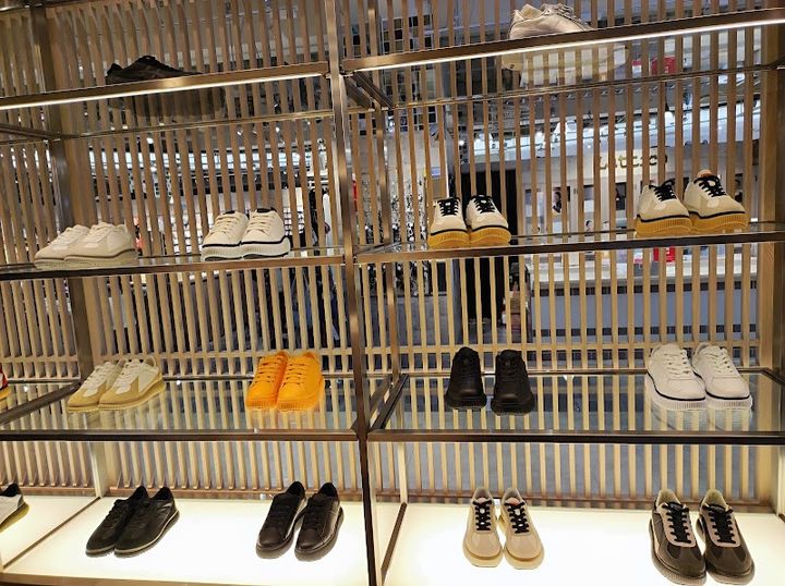 Onitsuka Tiger Kyoto - 385 Komeyachō, Nakagyo Ward, Kyoto | Corner