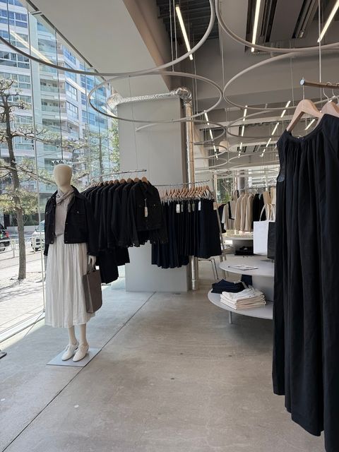 9090 東京店 - Shibuya, Jingūmae, 4-chōme−28−12 1F-A | Corner