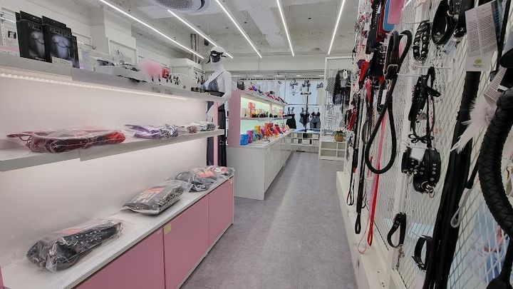 Red Container Adult Toys & Goods Myeongdong Branch - 45-1 Myeong-dong  1(il)-ga, Jung District
