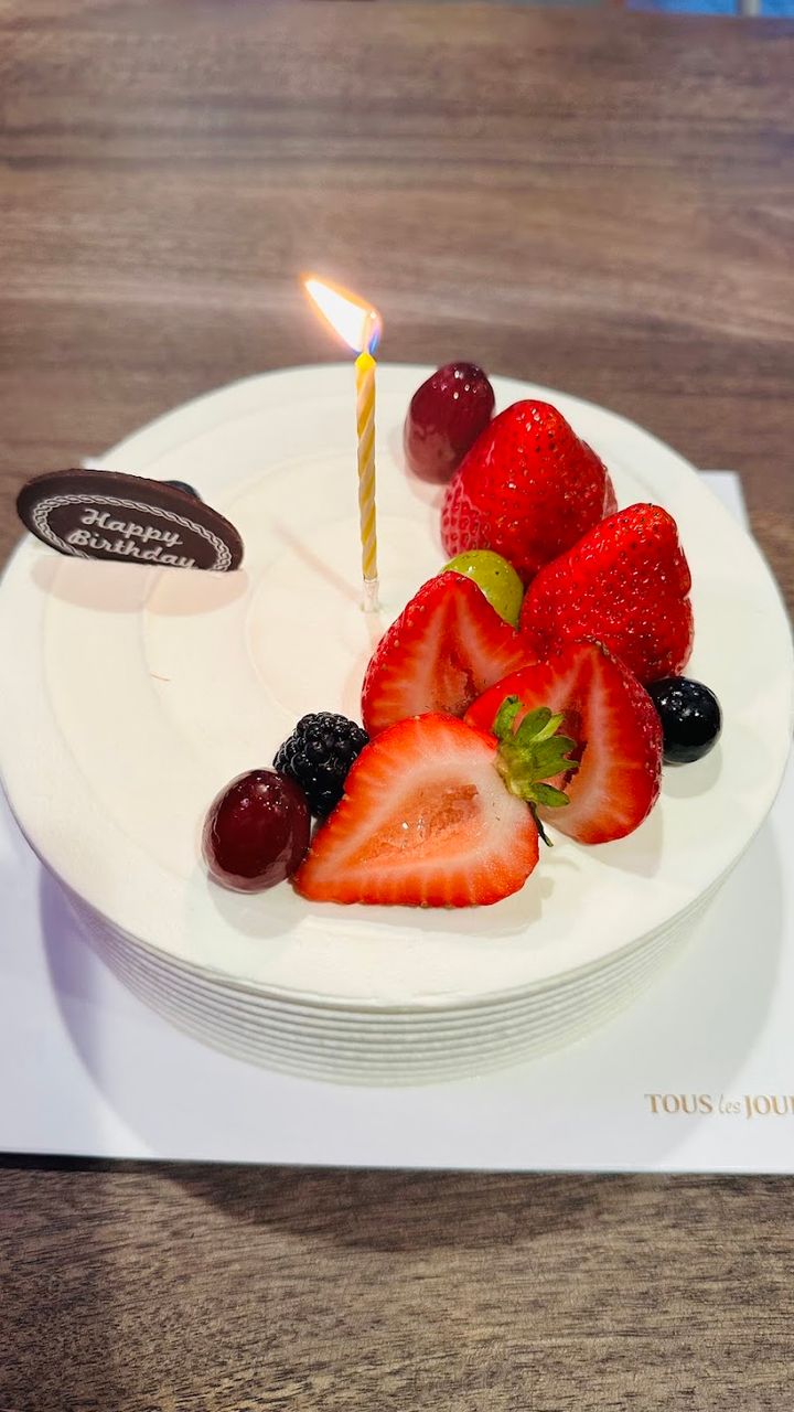 Tous Les Jours - 128 Broadway East, Seattle | Corner