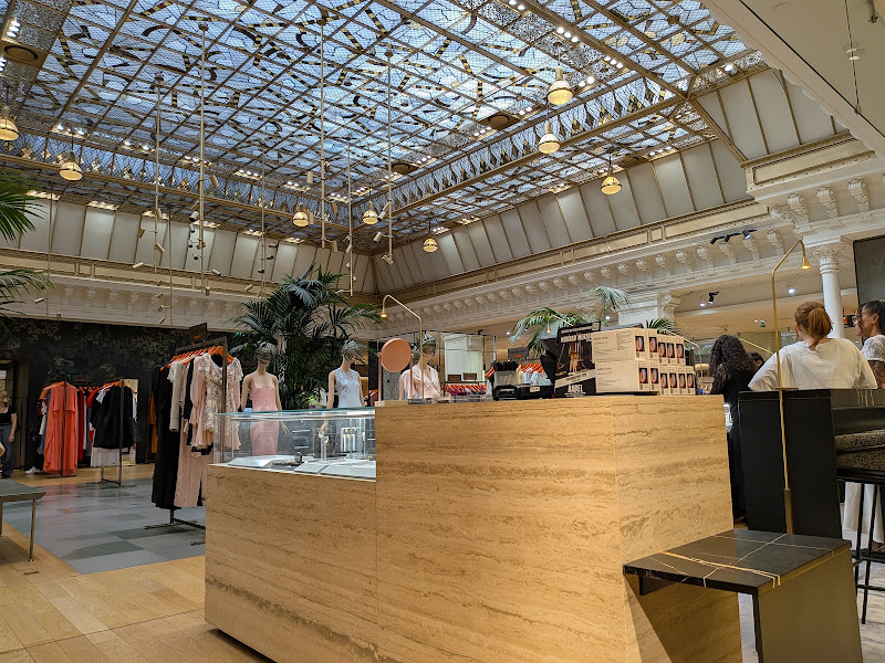 Le Bon Marché - 24 Rue de Sèvres, Paris | Corner