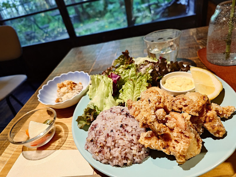 Old House Cafe Rengetsu - 2-chōme-20-11 Ikegami, Ota City | Corner