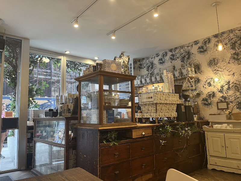 maman - 22 W 25th St, New York | Corner