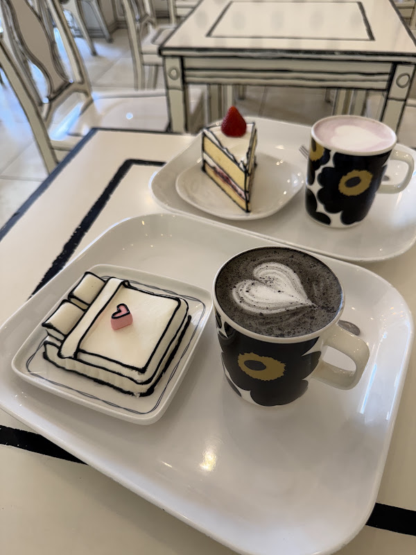 2D Cafe - Shinjuku City, Hyakuninchō, 1-chōme−7−5 座ビル 1 | Corner