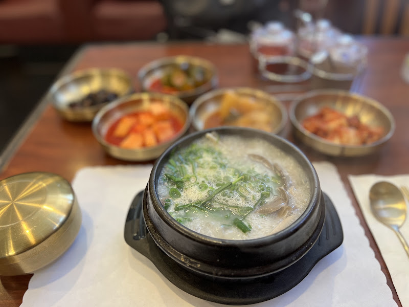 Jong Ro Seol Lung Tang (종로설렁탕) - 8942 Garden Grove Boulevard
