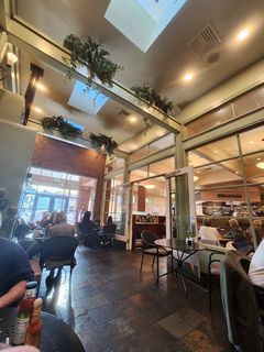 Cadillac Cafe - 1801 NE Broadway, Portland | Corner