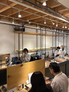 COIN LUCK 東京店 - Taito City, Higashiueno, 4-chōme−13−9