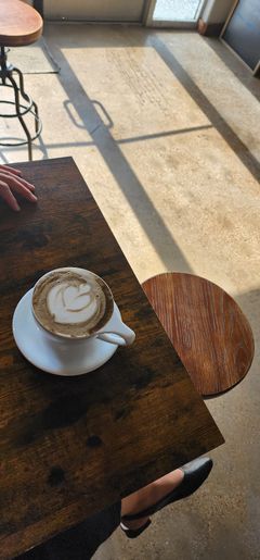 Cafe Hana - 1030 W John W. Carpenter Fwy #150, Irving | Corner