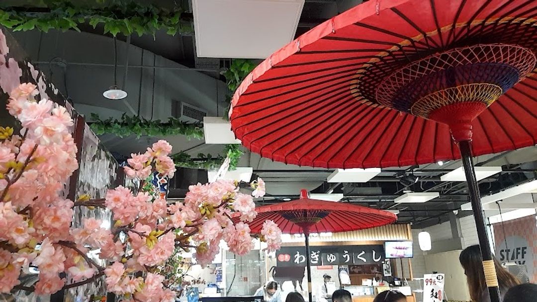 DON DON DONKI Zhongxiao Xinsheng Store - Section 1, Bade Rd, 55號
