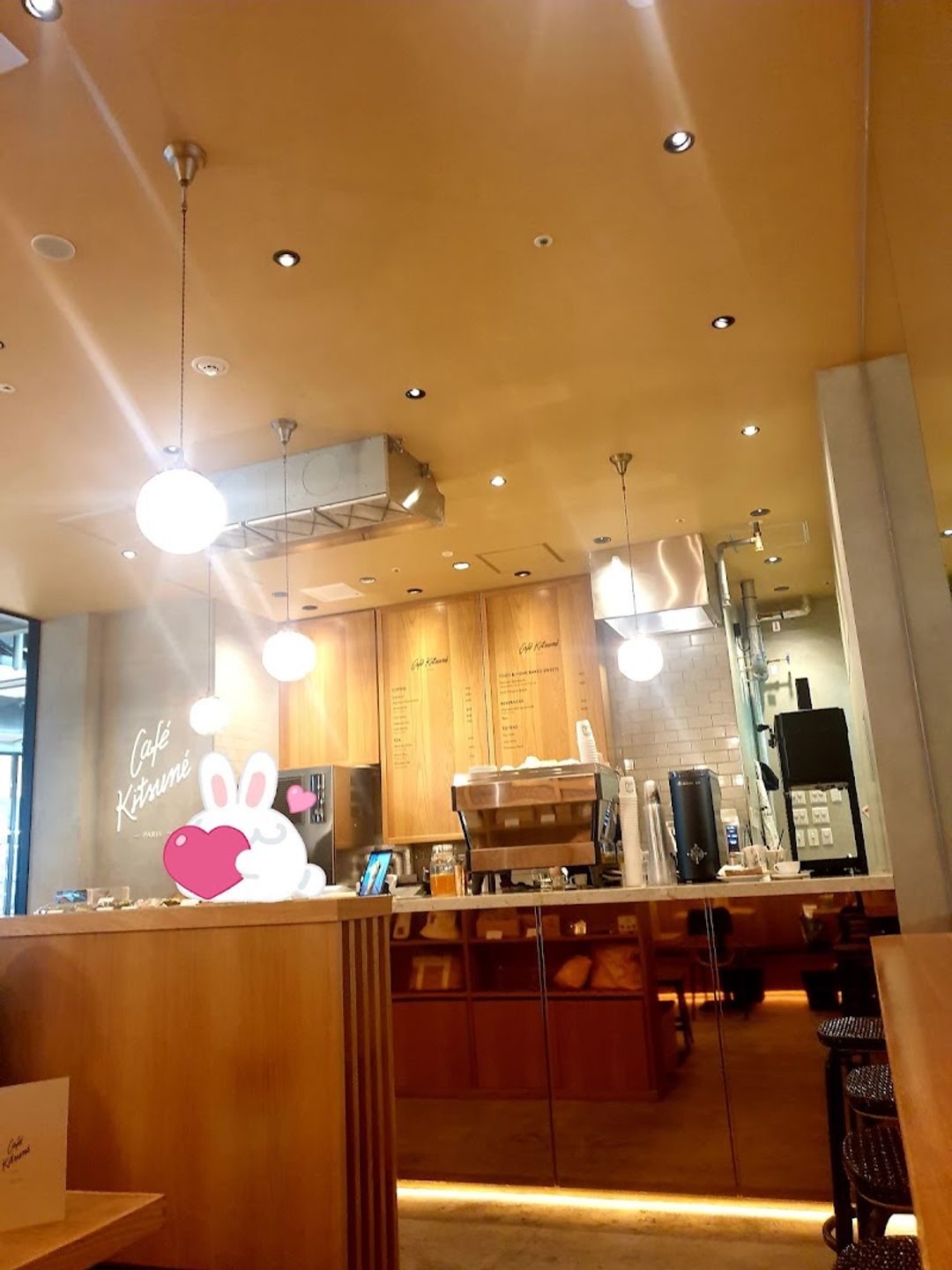 Café Kitsuné Shibuya - Shibuya, 6-chōme−20−10 NORTH 2F MIYASHITA